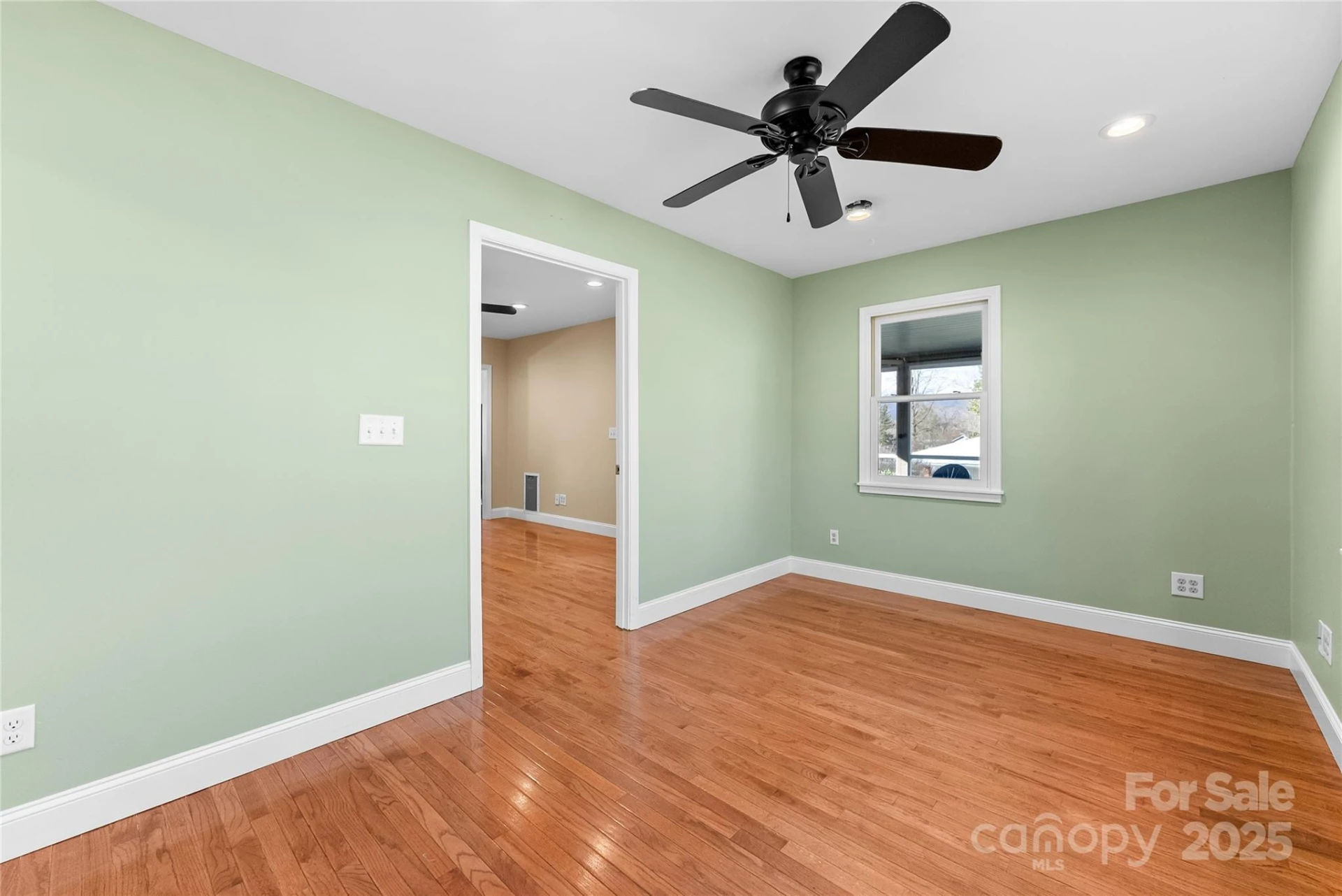32 Southwicke Drive - Photo 22