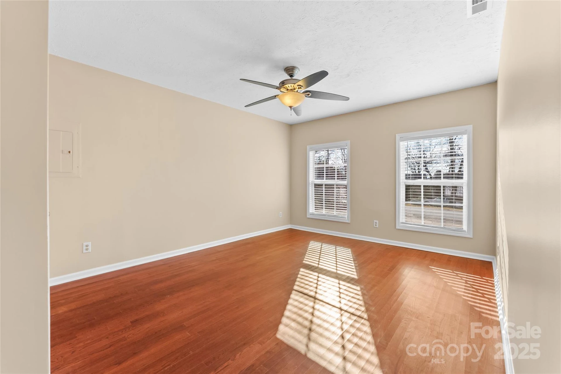 32 Southwicke Drive - Photo 27