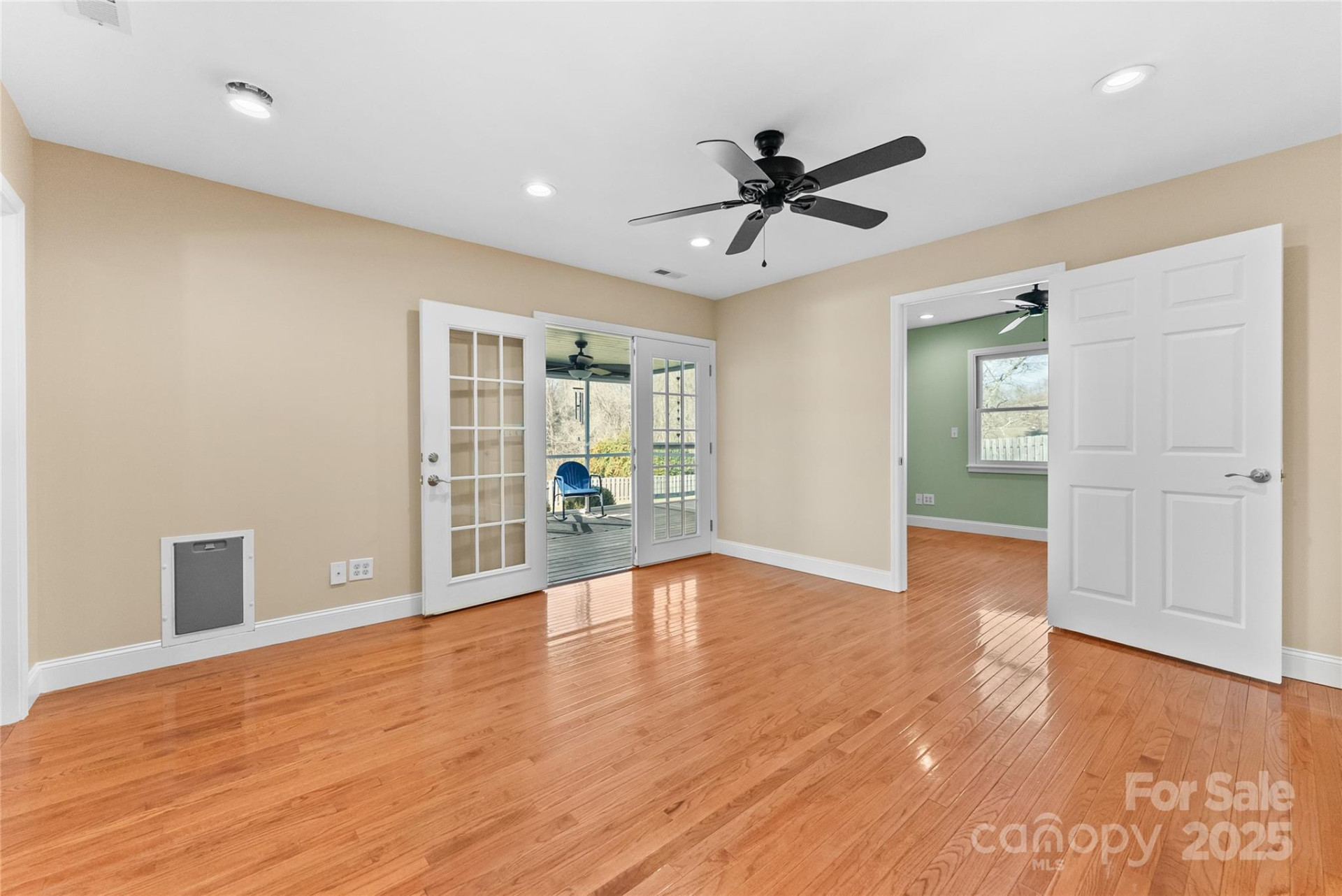 32 Southwicke Drive - Photo 33