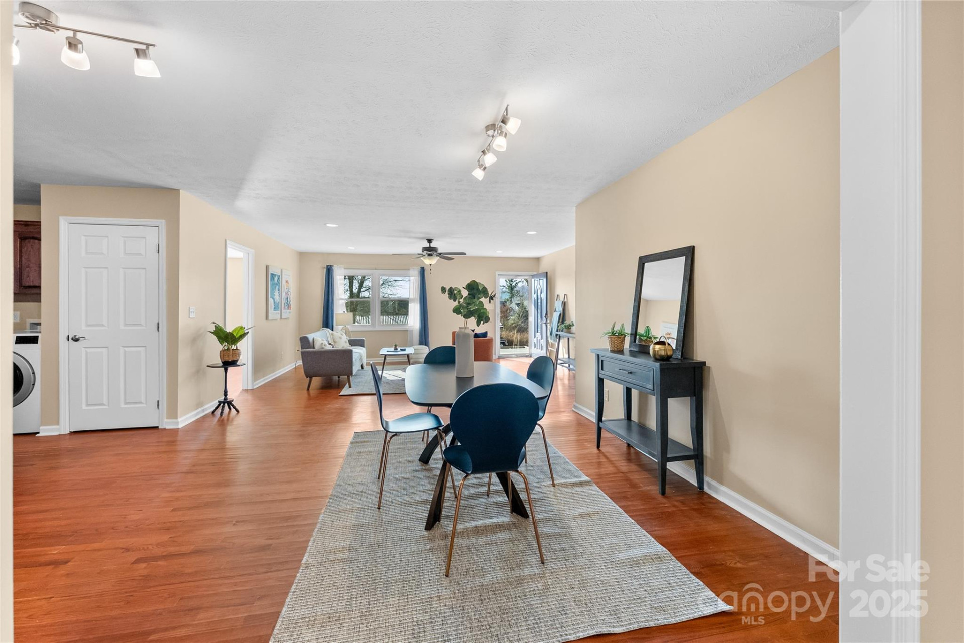 32 Southwicke Drive - Photo 8