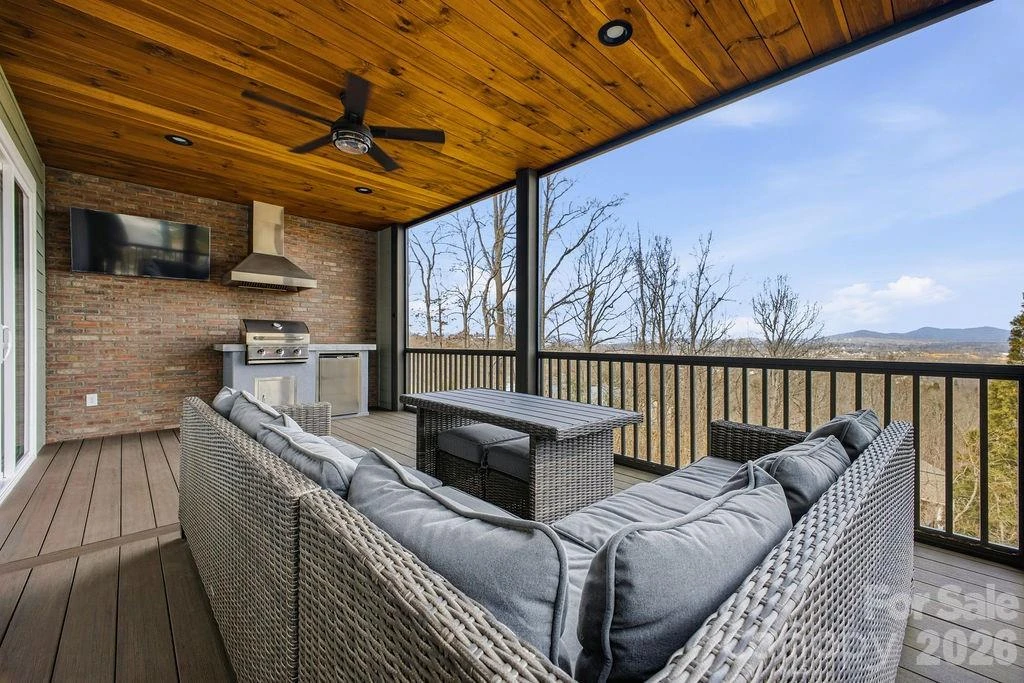 38 Sweetwater Oaks Drive - Photo 5