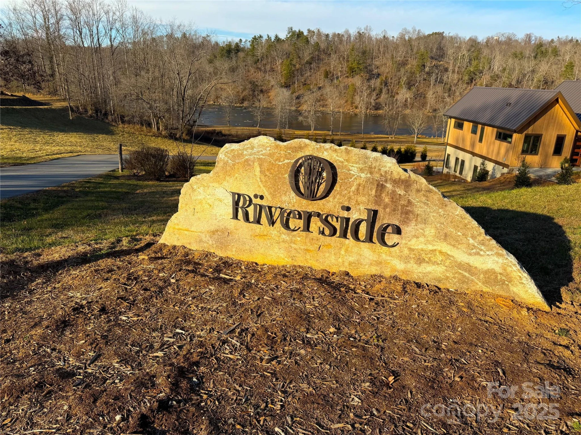 2 River Run #1R