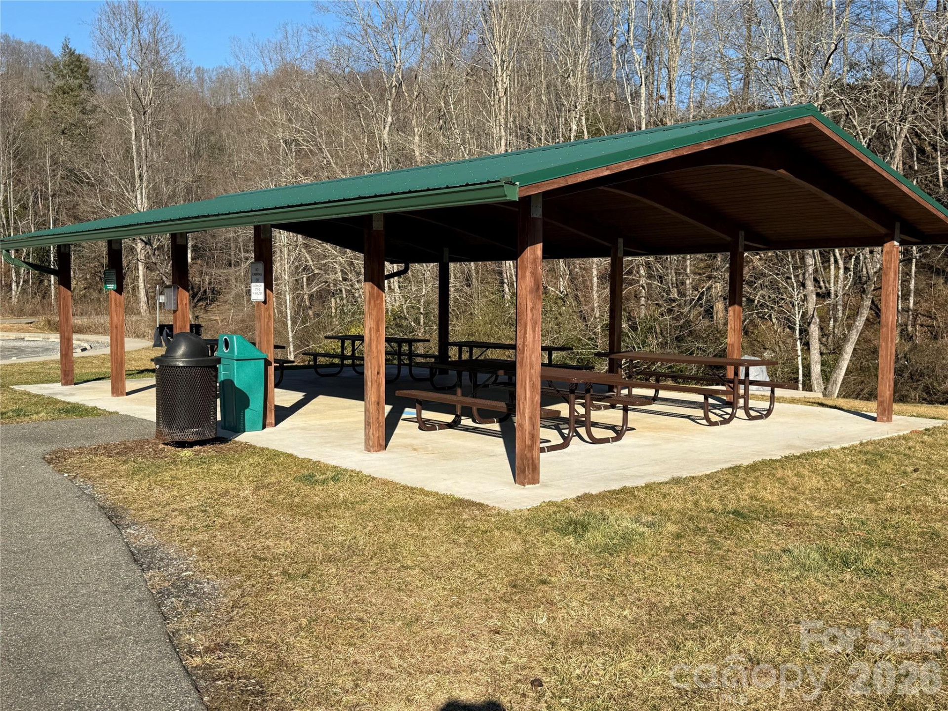 39 Honeysuckle Lane - Photo 15