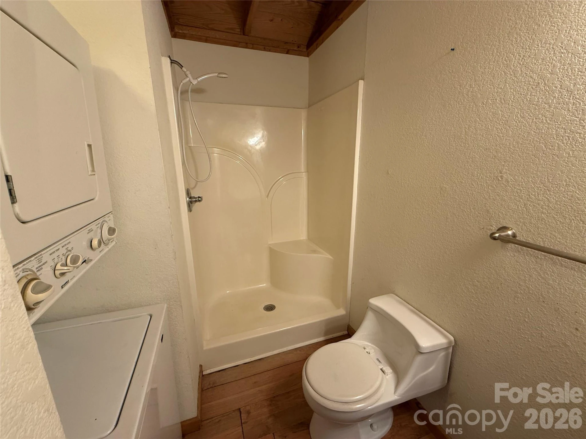 39 Honeysuckle Lane - Photo 9