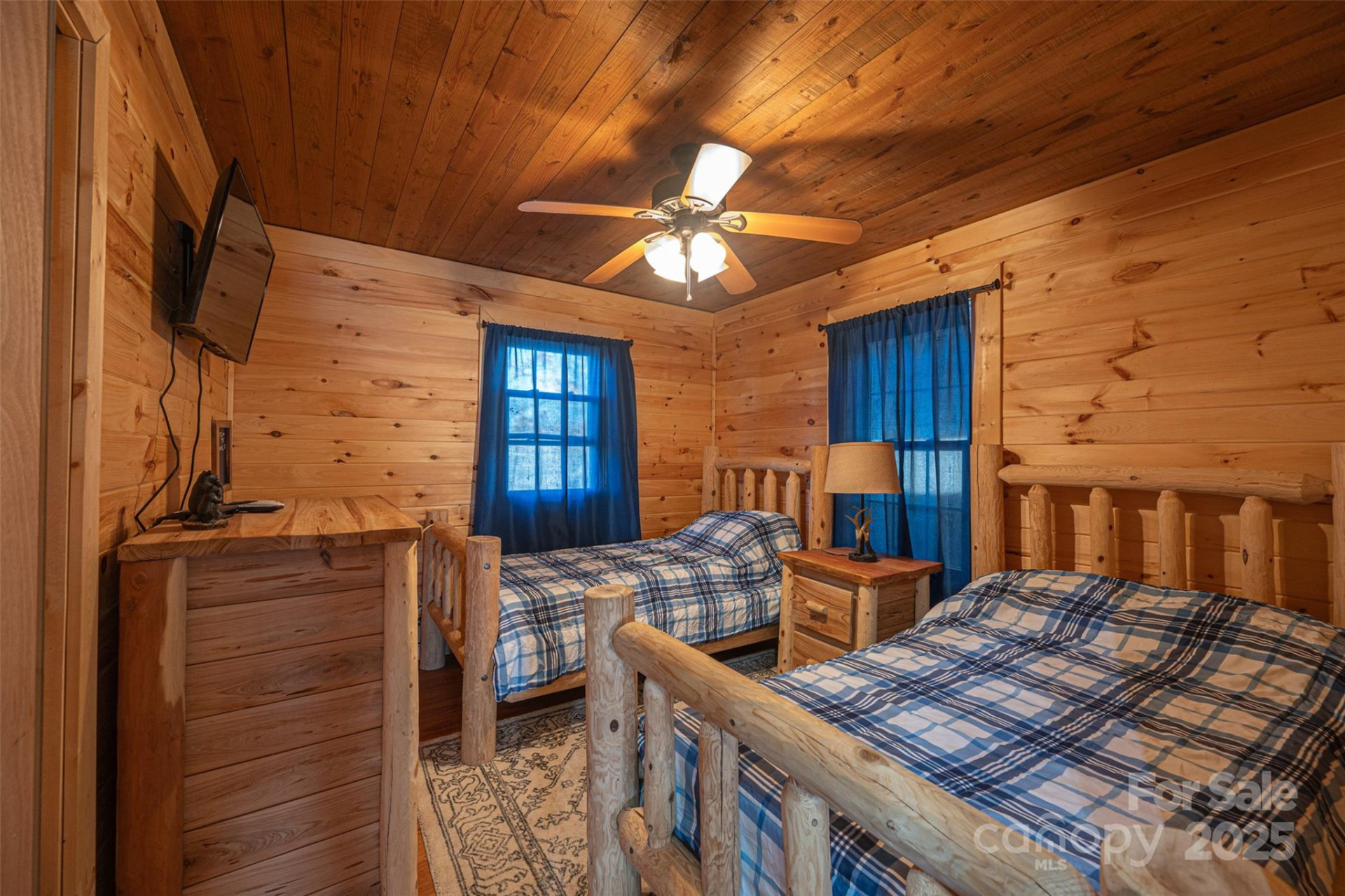 7042 Martin Lane - Photo 20