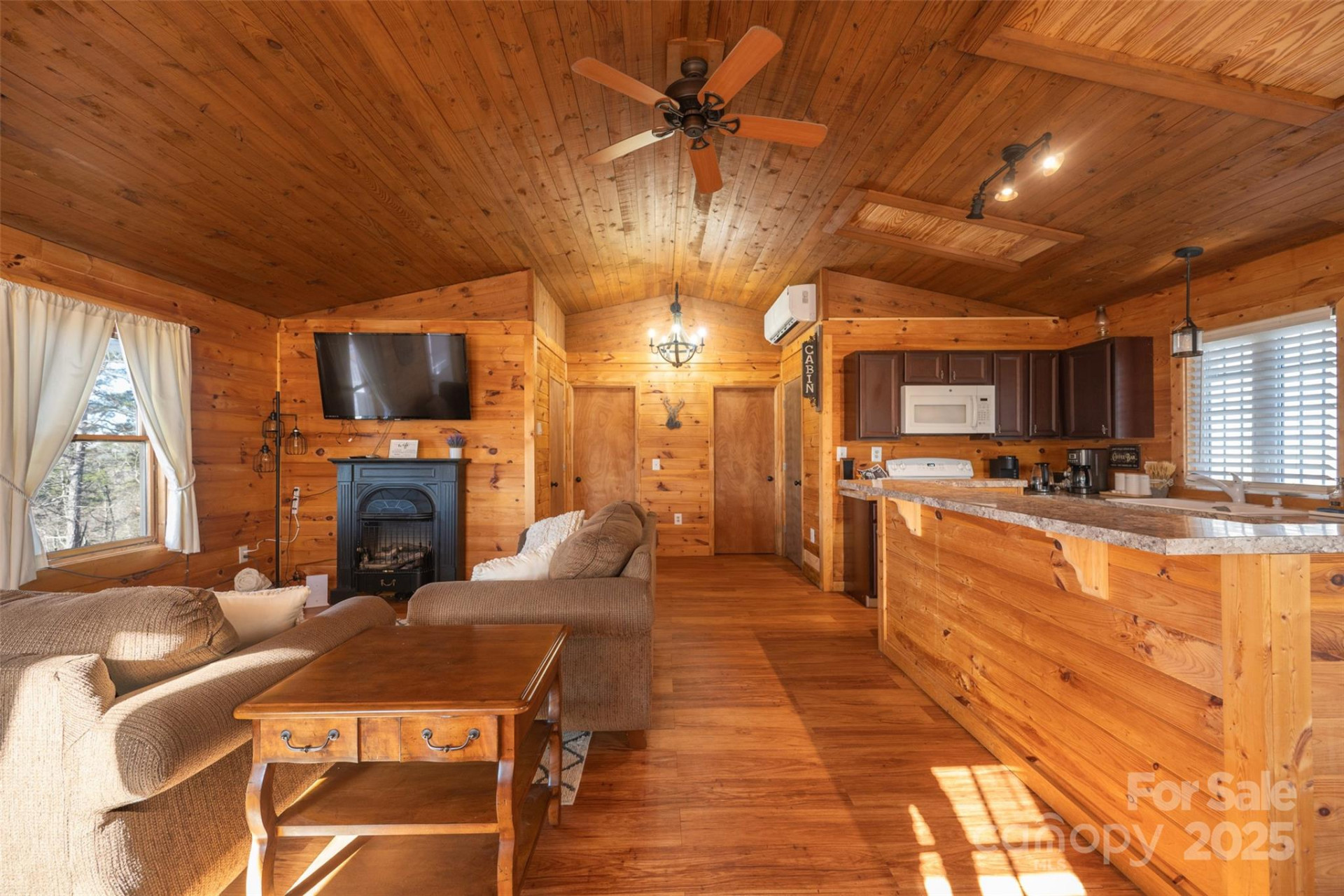 7042 Martin Lane - Photo 9