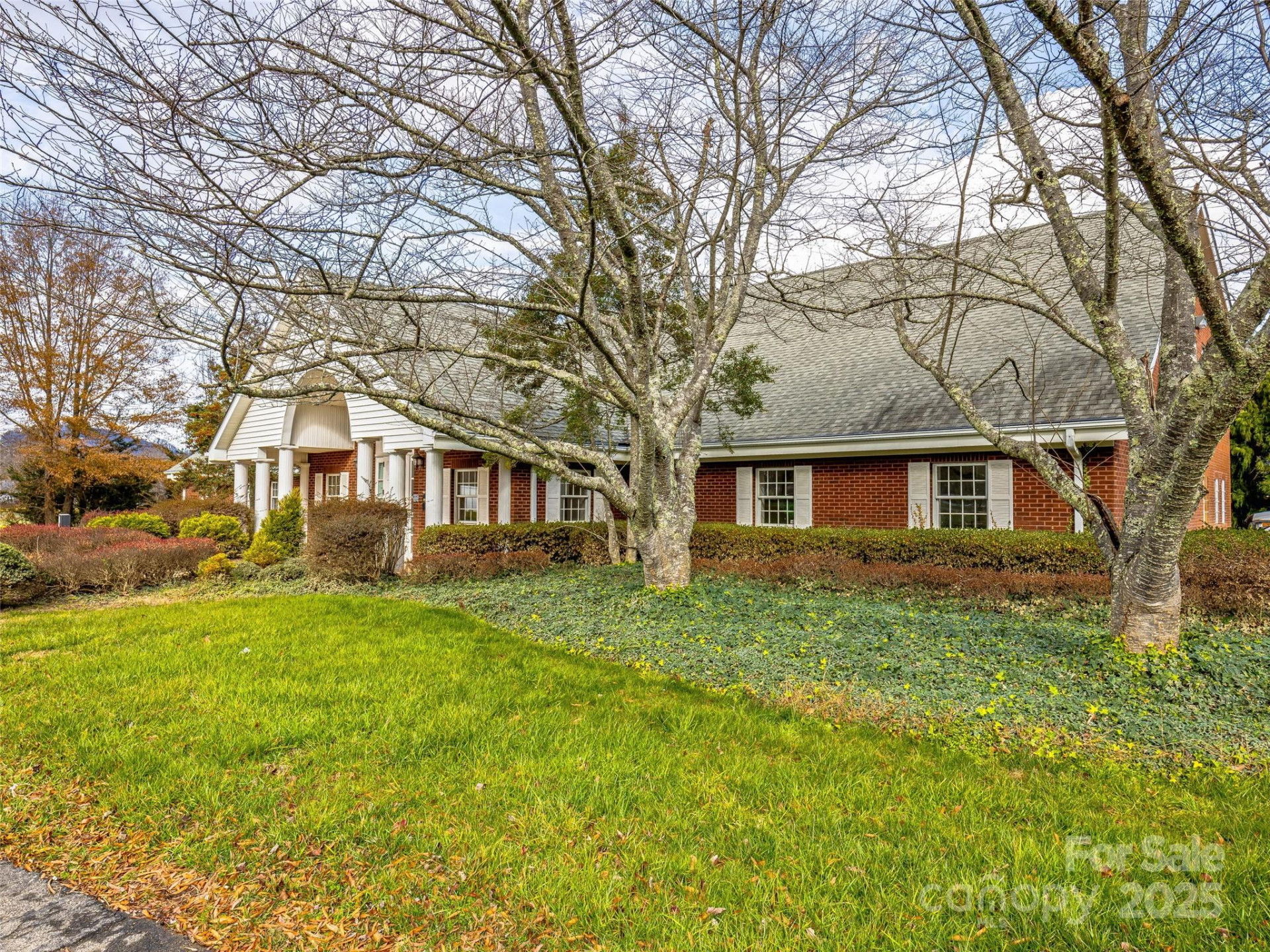 800 Beverly Hanks Center - Photo 4