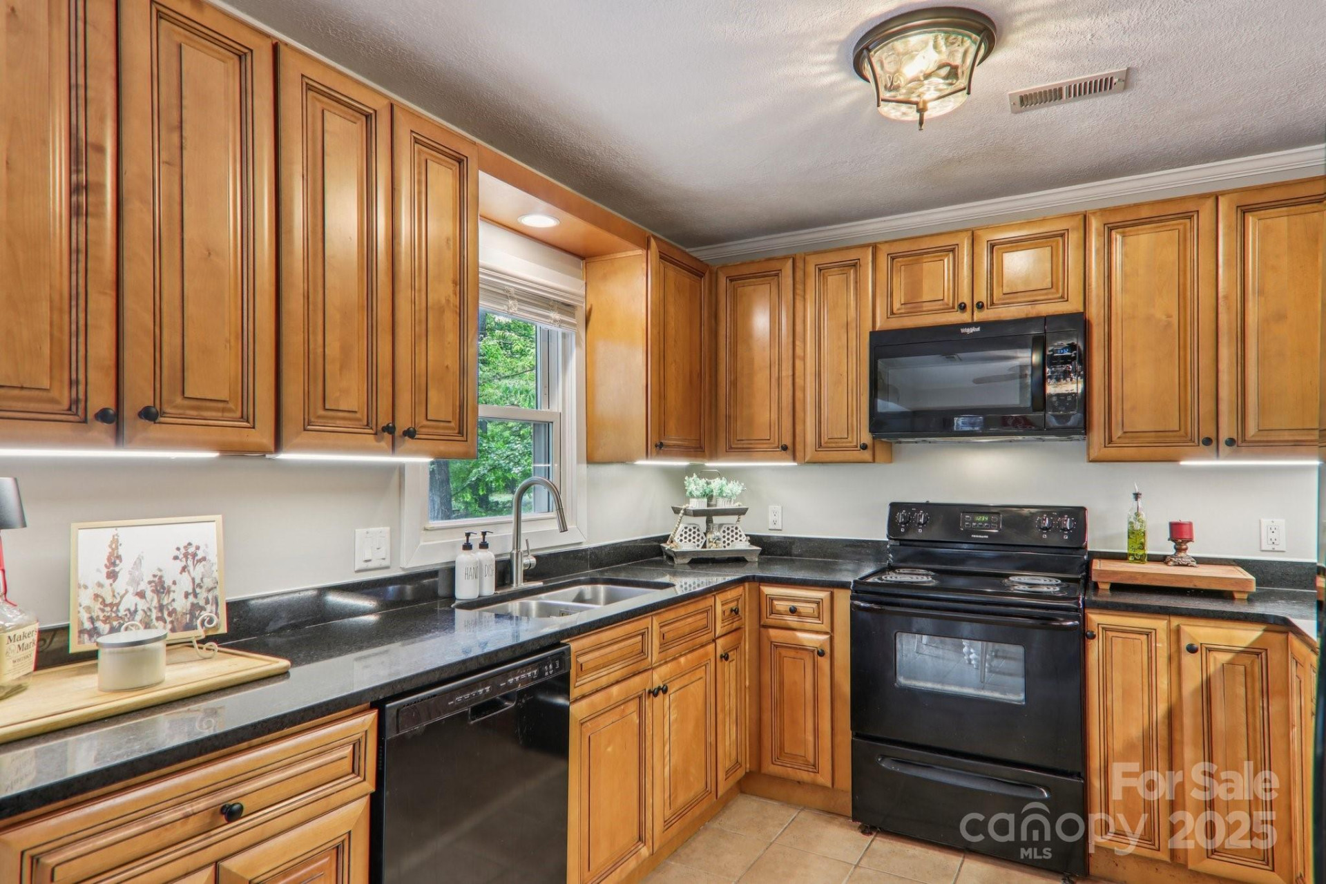 416 Cherokee Avenue - Photo 13