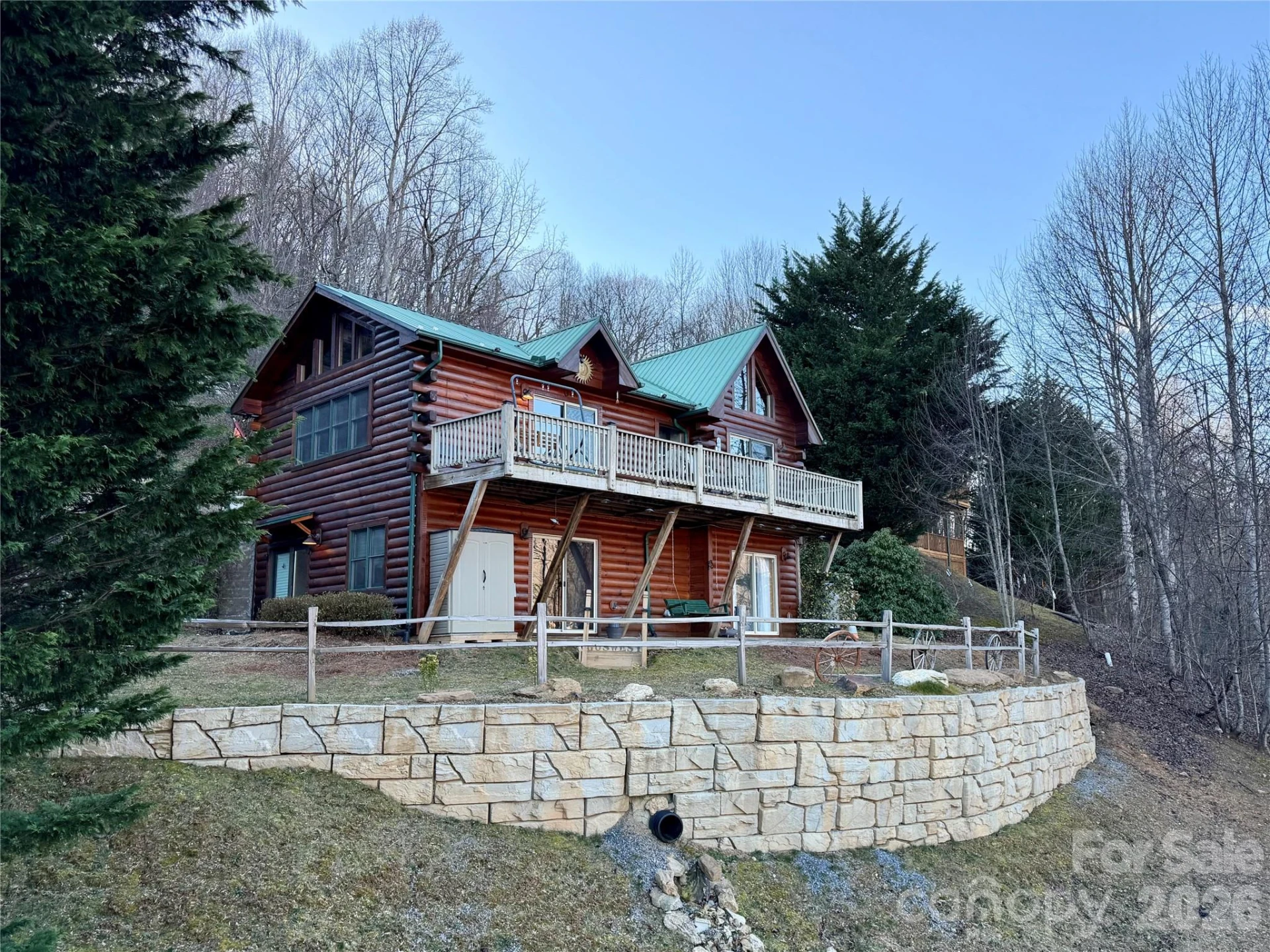 16 Hiawatha Drive