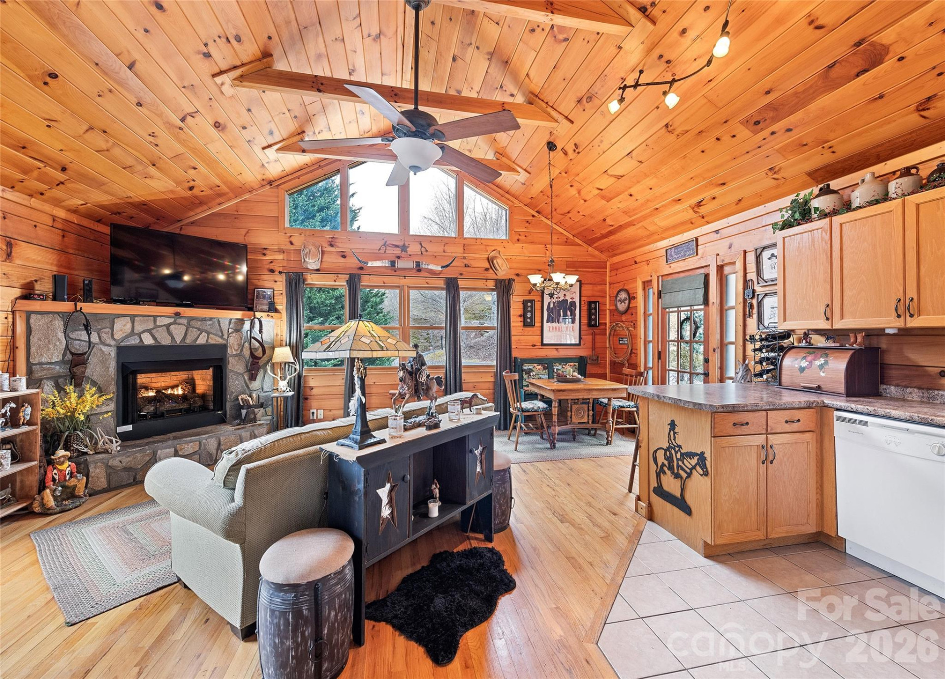 16 Hiawatha Drive - Photo 5