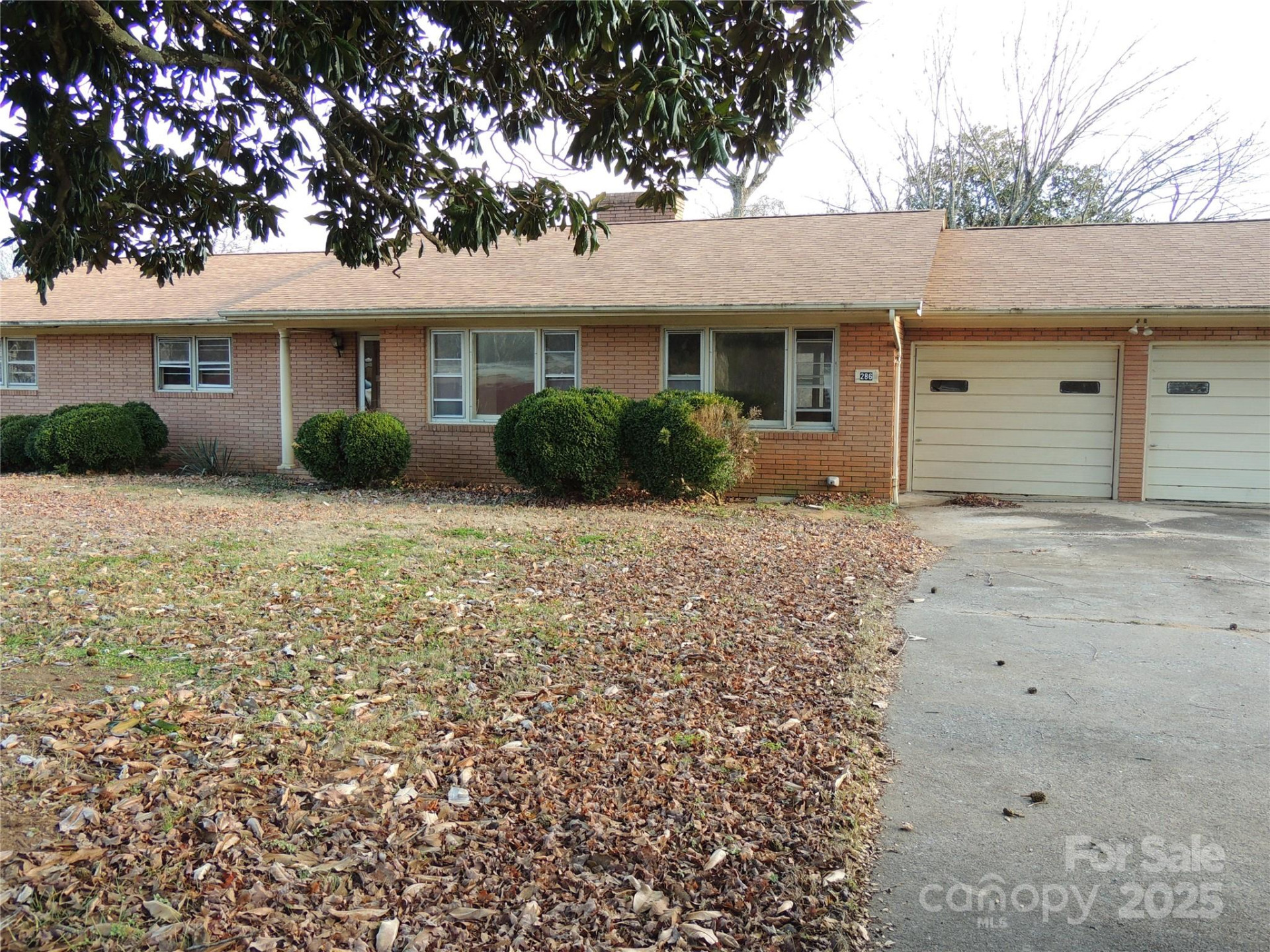 286 Main Street - Photo 2