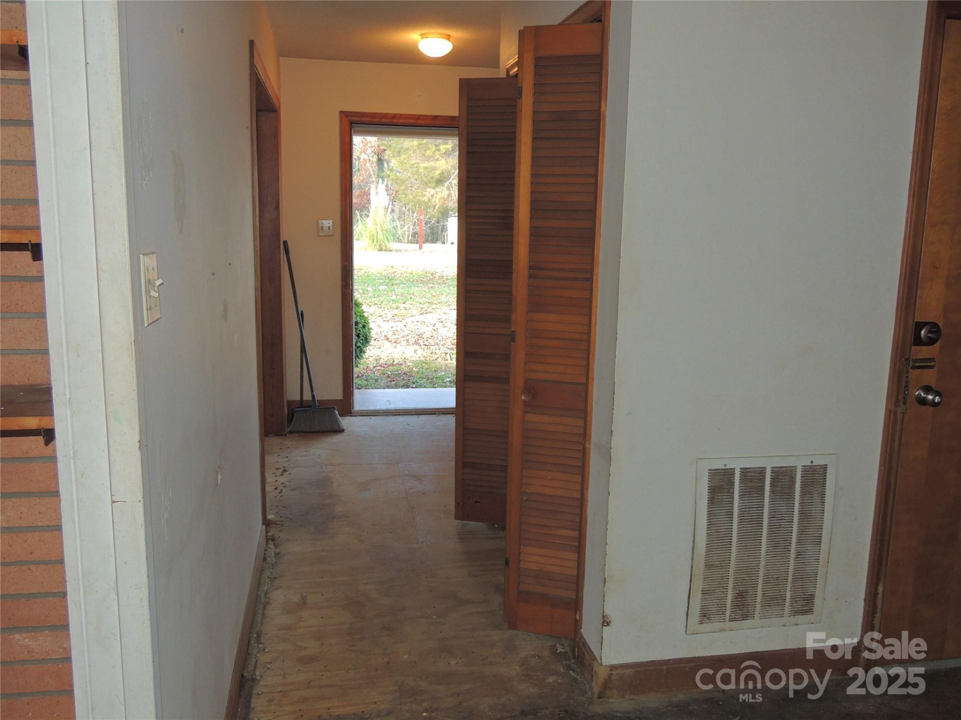 286 Main Street - Photo 11