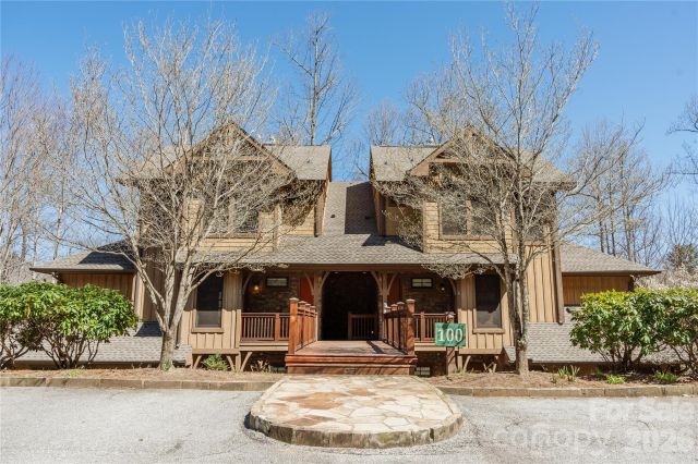 100 Saddle Notch Lane, Tuckasegee, NC, 28783