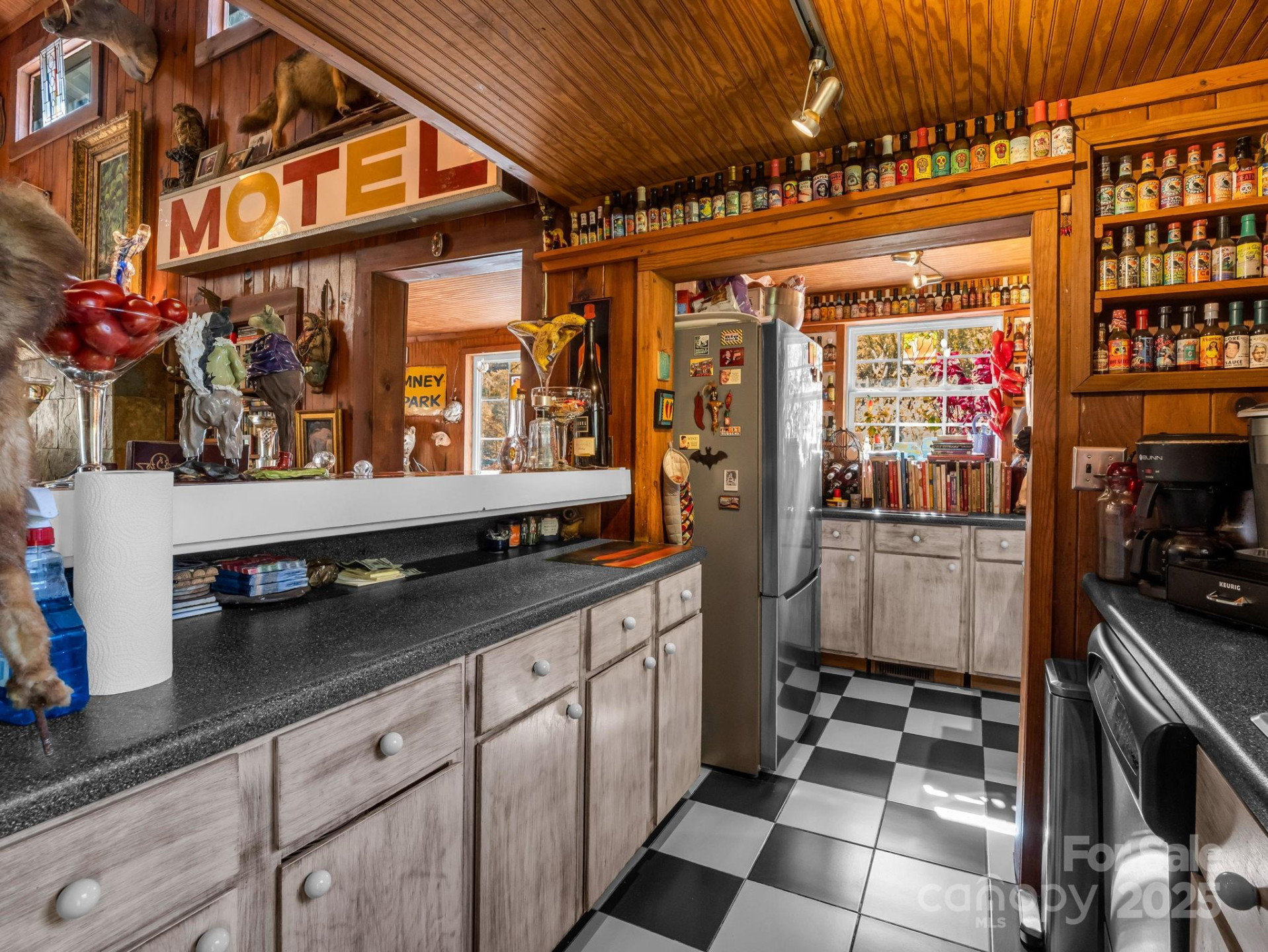 712 Main Street - Photo 15