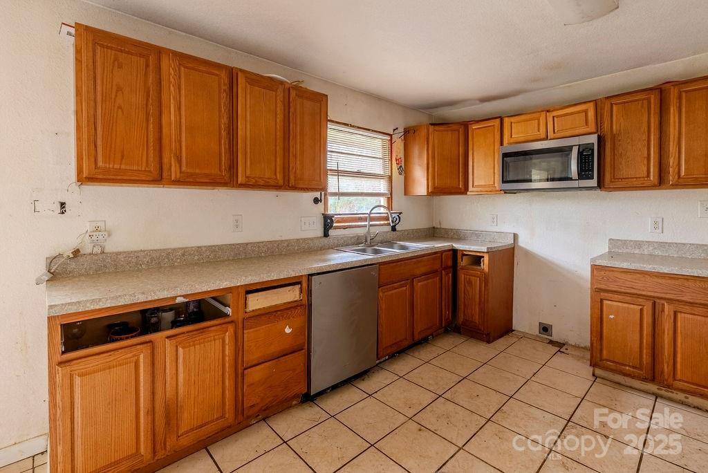 170 Clifton Avenue - Photo 36