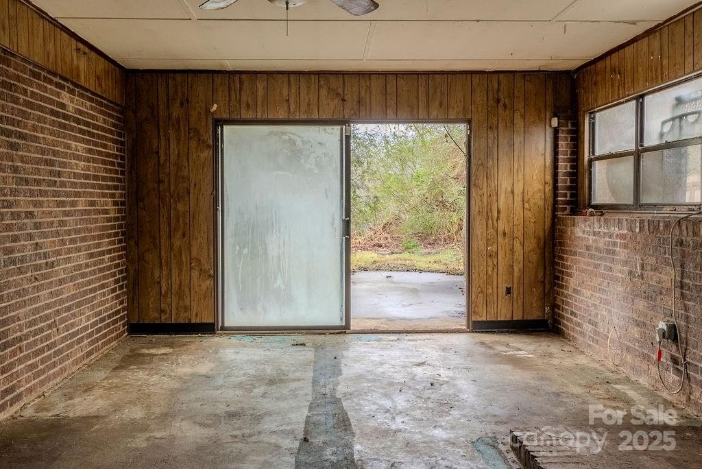 170 Clifton Avenue - Photo 5