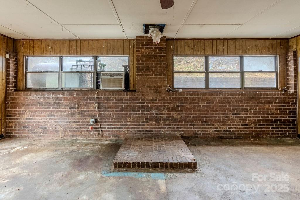 170 Clifton Avenue - Photo 8