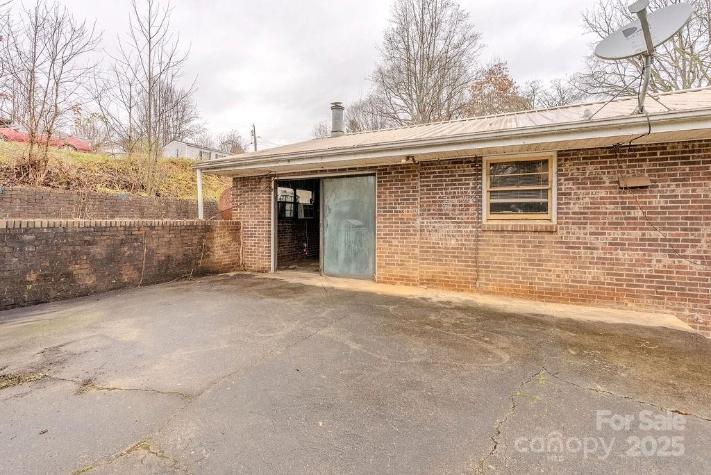170 Clifton Avenue - Photo 10