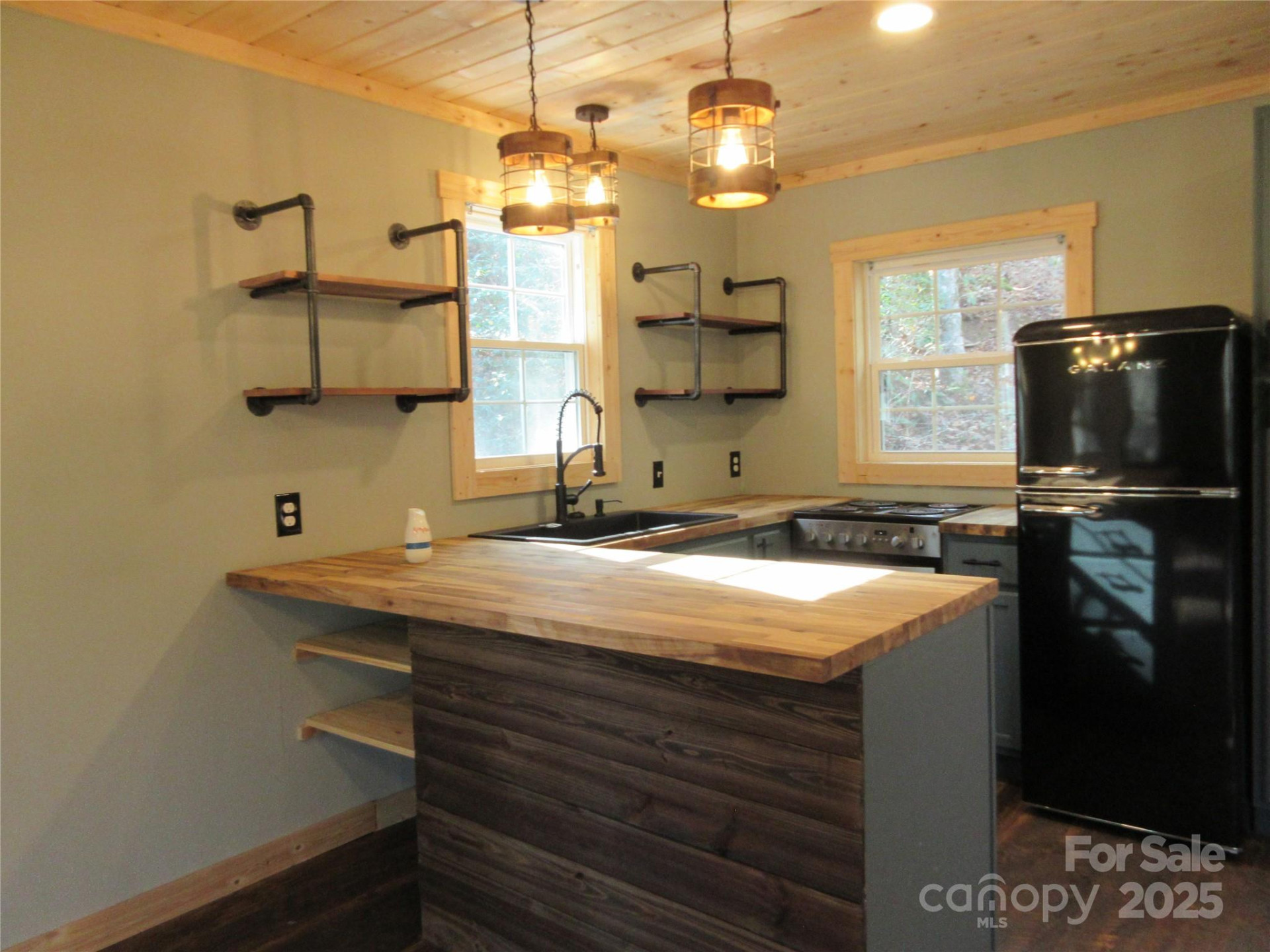 30 Rainbow Lake Circle - Photo 11