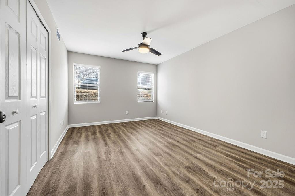 1605 Abbey Circle - Photo 20