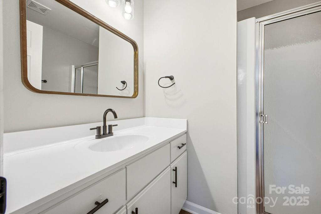 1605 Abbey Circle - Photo 25
