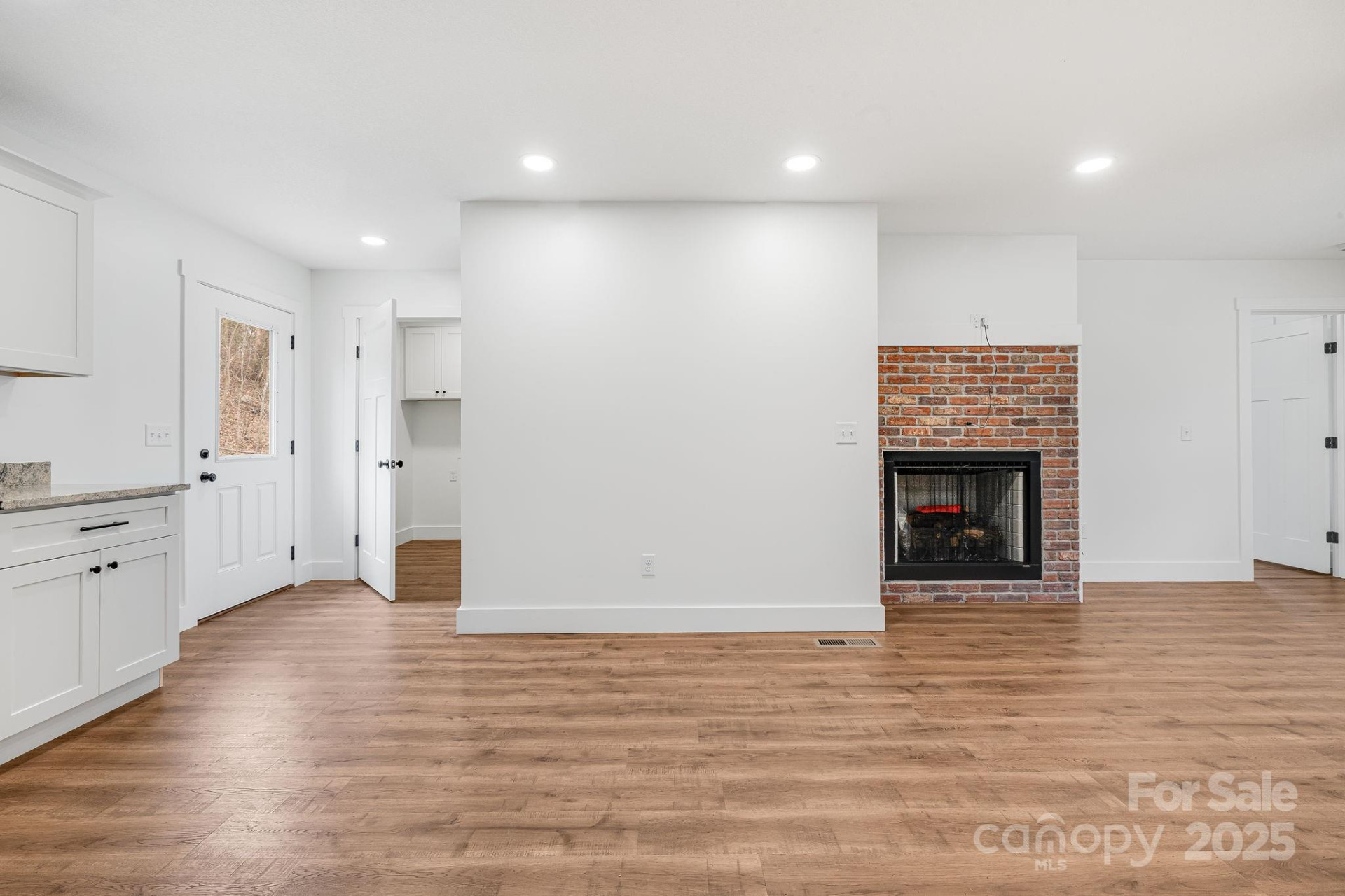 382 Holtzclaw Street - Photo 13