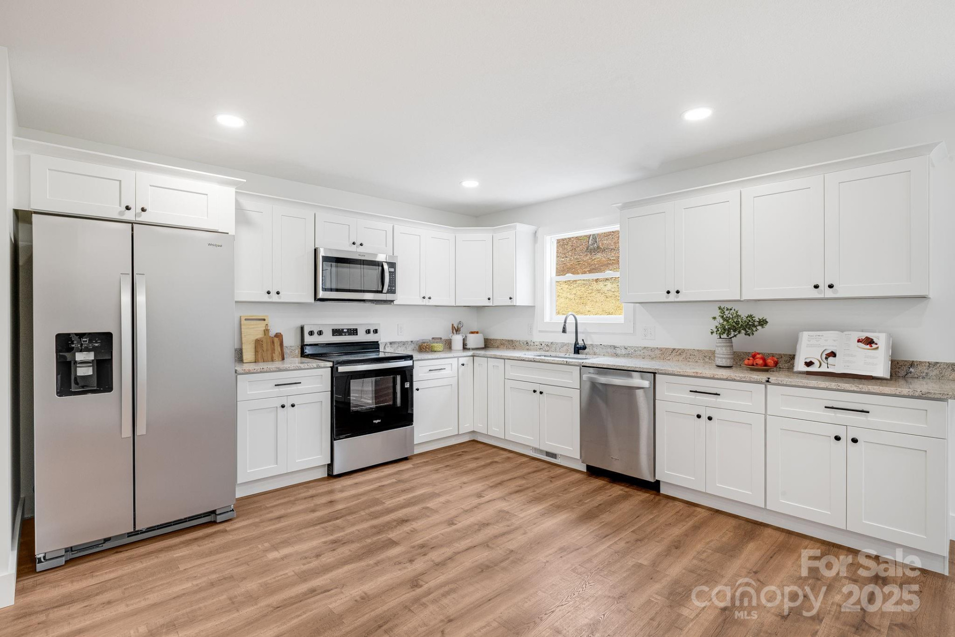 382 Holtzclaw Street - Photo 14