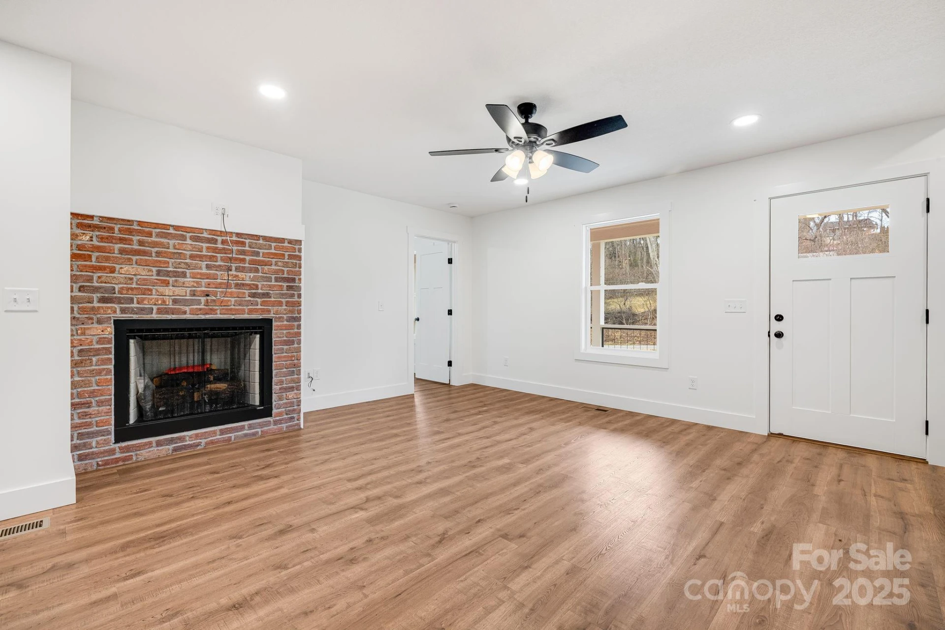 382 Holtzclaw Street - Photo 10