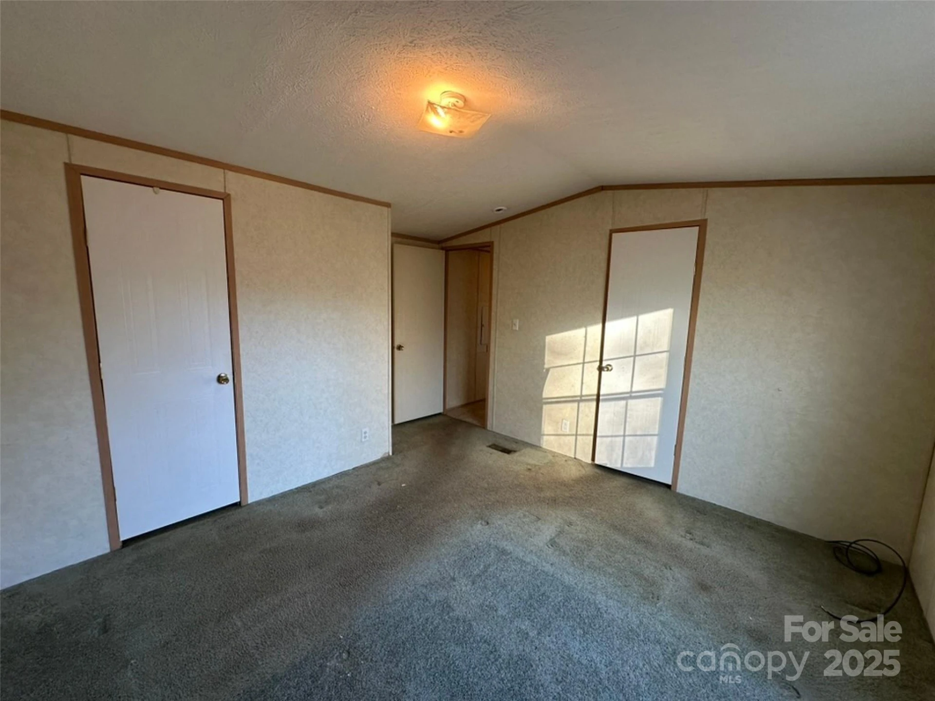 200 Rolling Oaks Drive - Photo 7