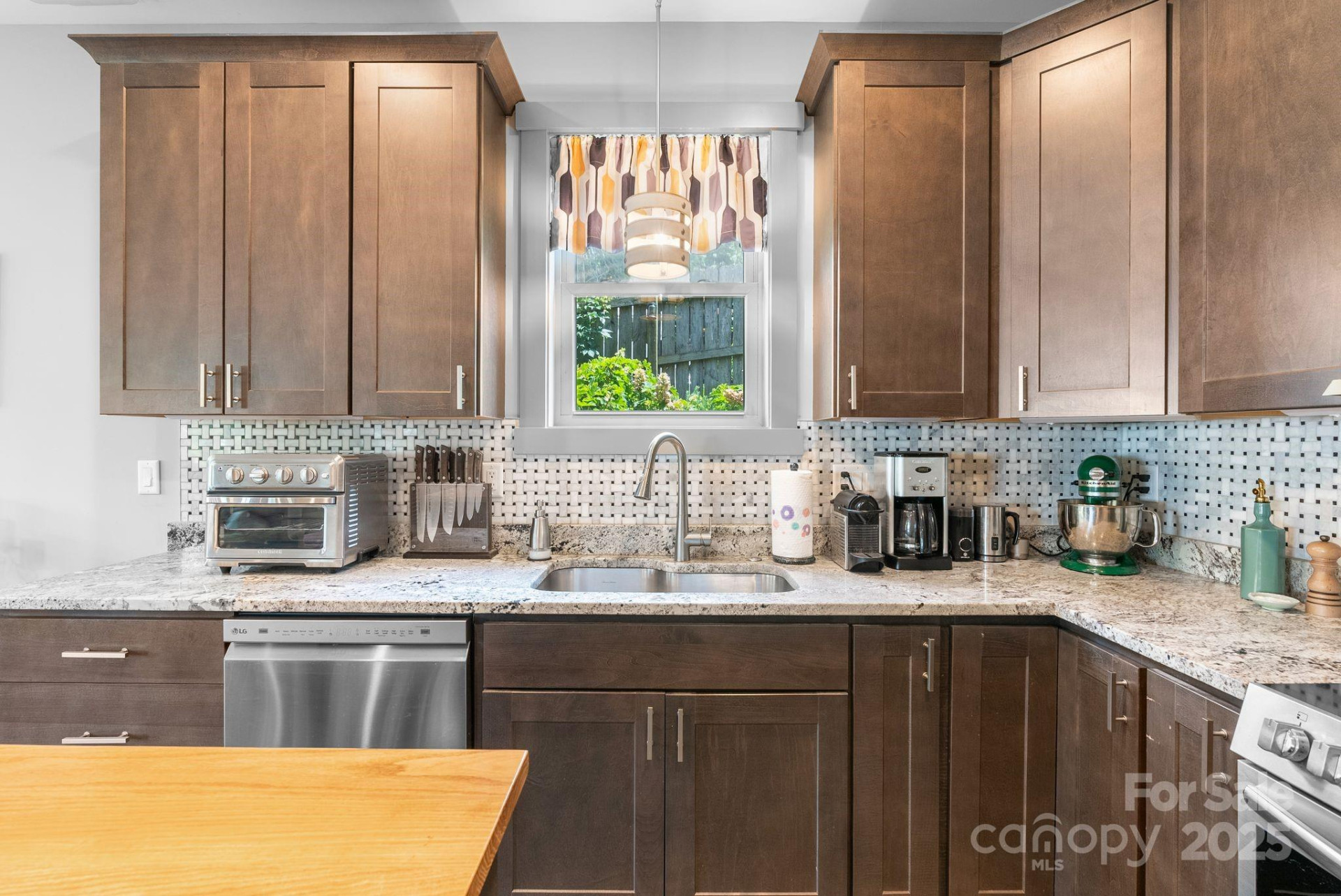 37 Bryant Street - Photo 8