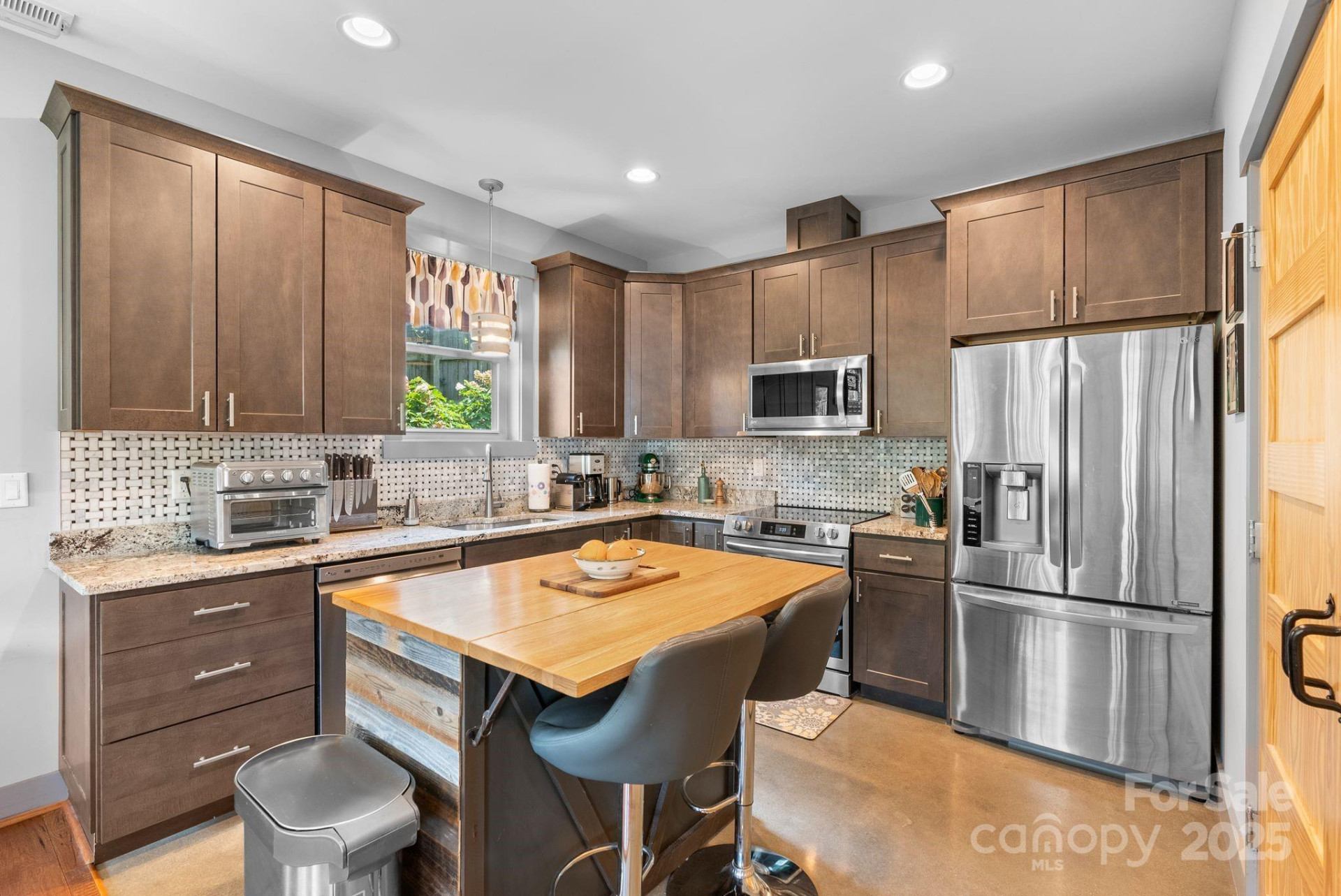 37 Bryant Street - Photo 9