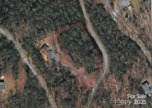 000 Wash Freeman Road, Hendersonville, NC, 28792