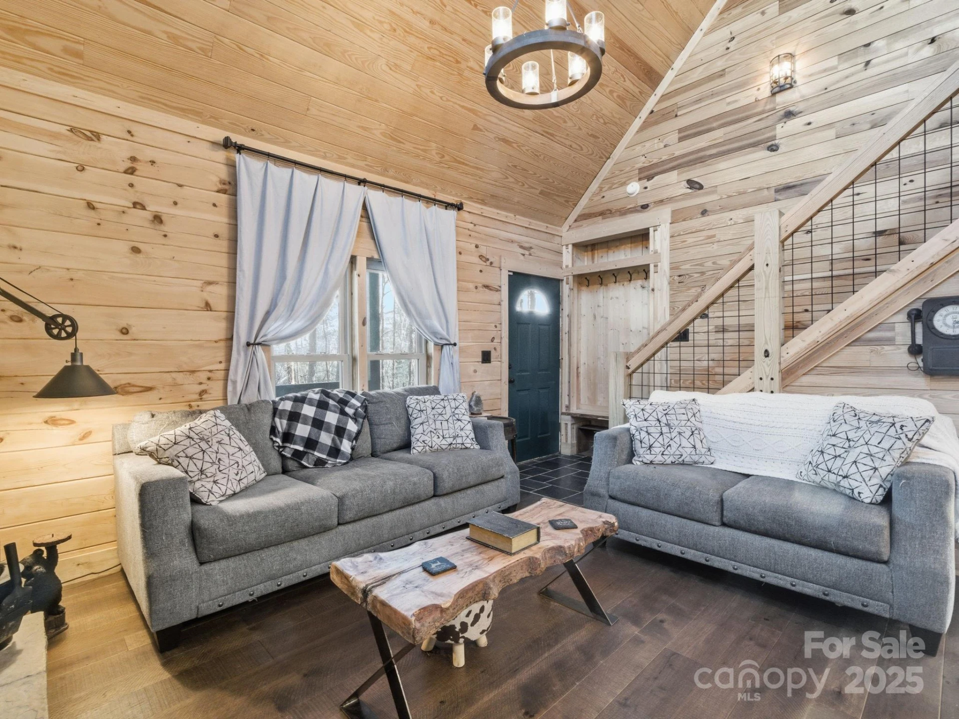 132 Grandview Drive - Photo 5