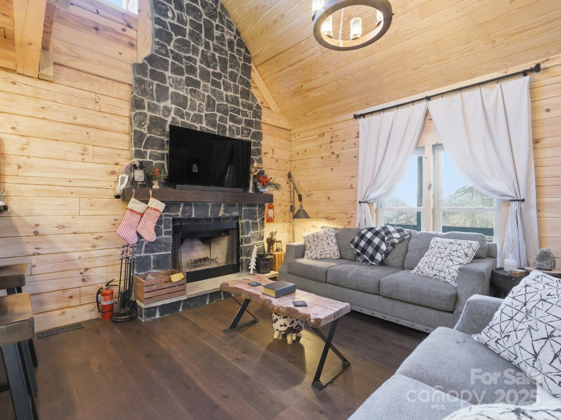 132 Grandview Drive - Photo 6