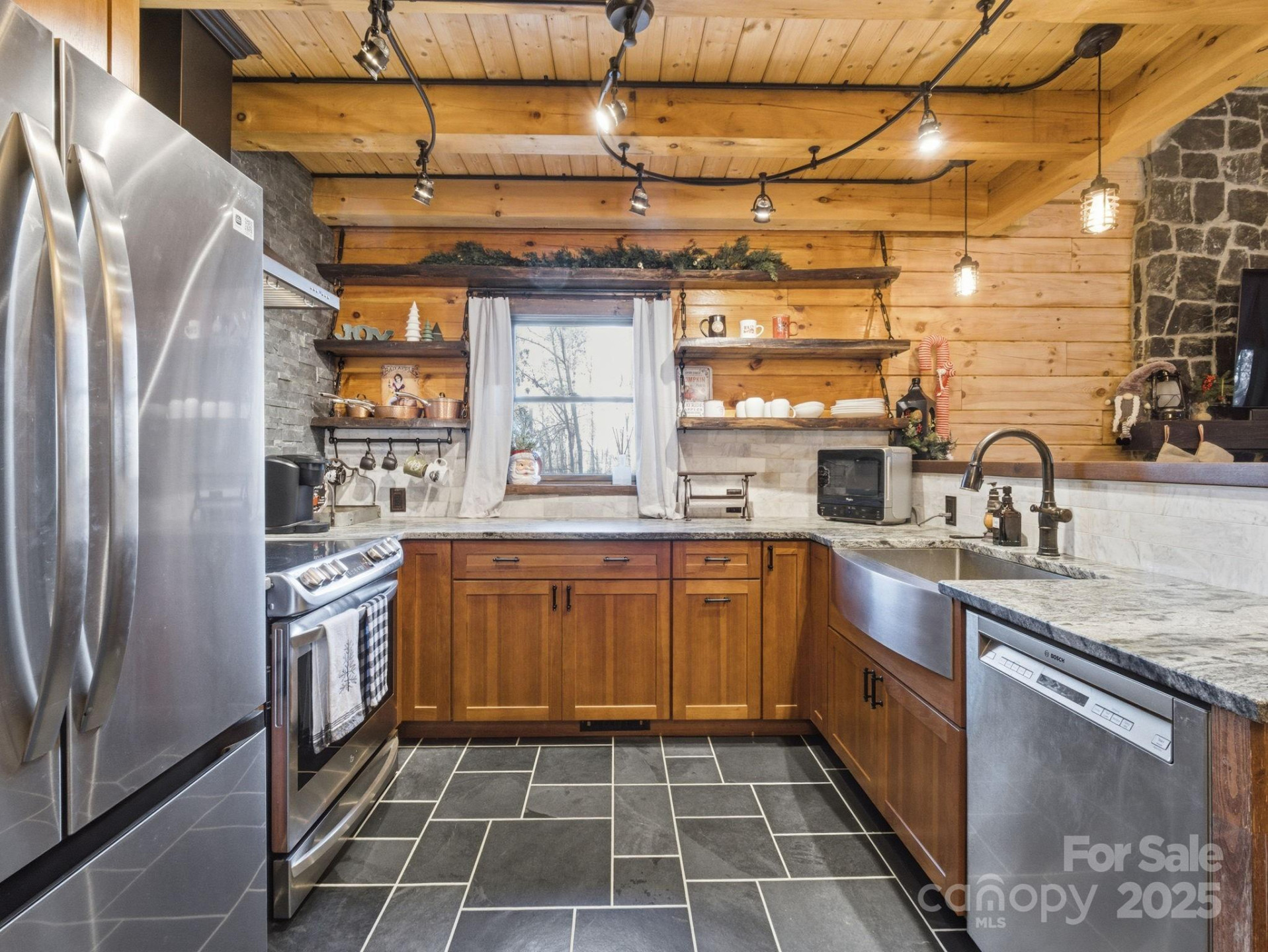 132 Grandview Drive - Photo 9