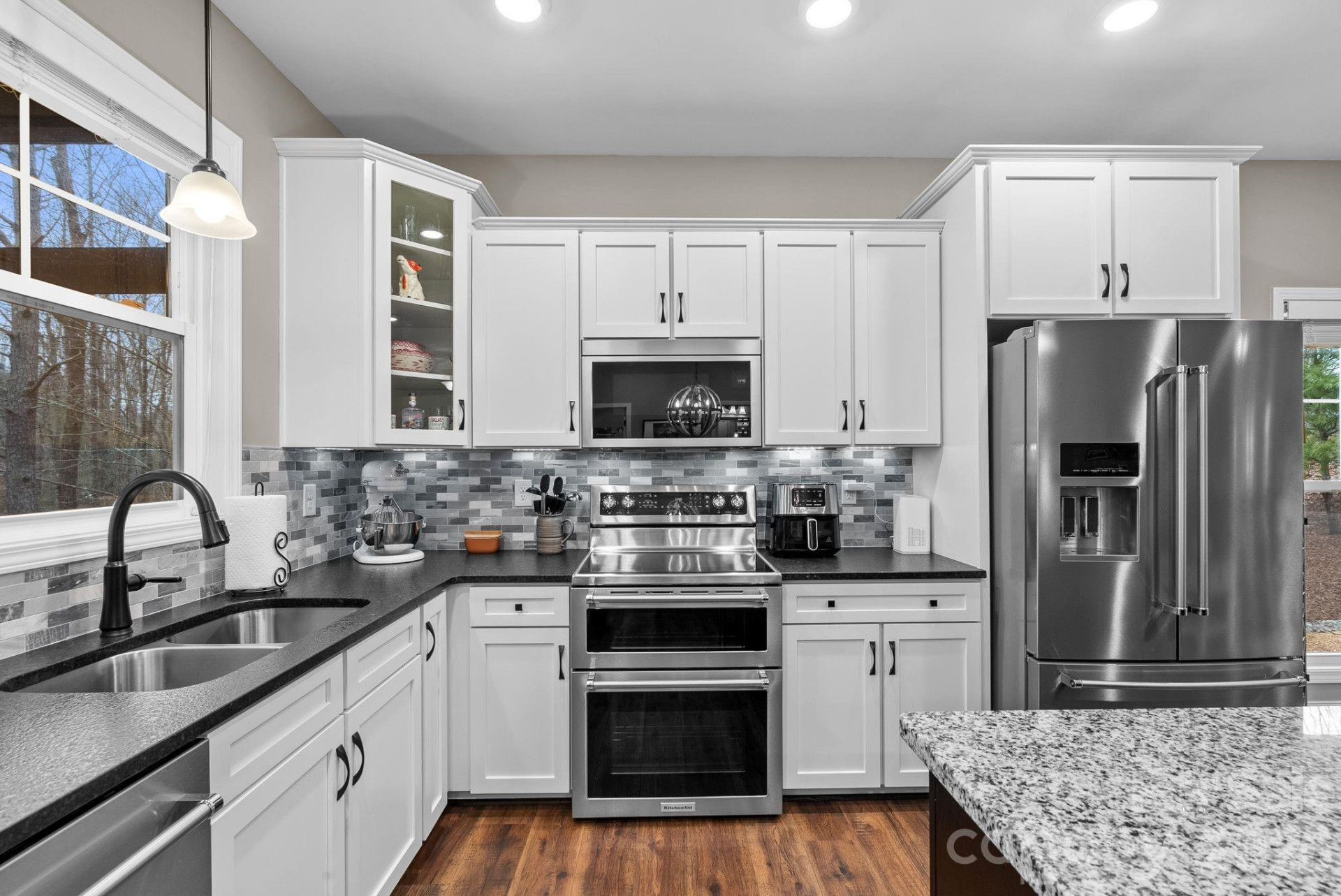 901 Wild River Run - Photo 8