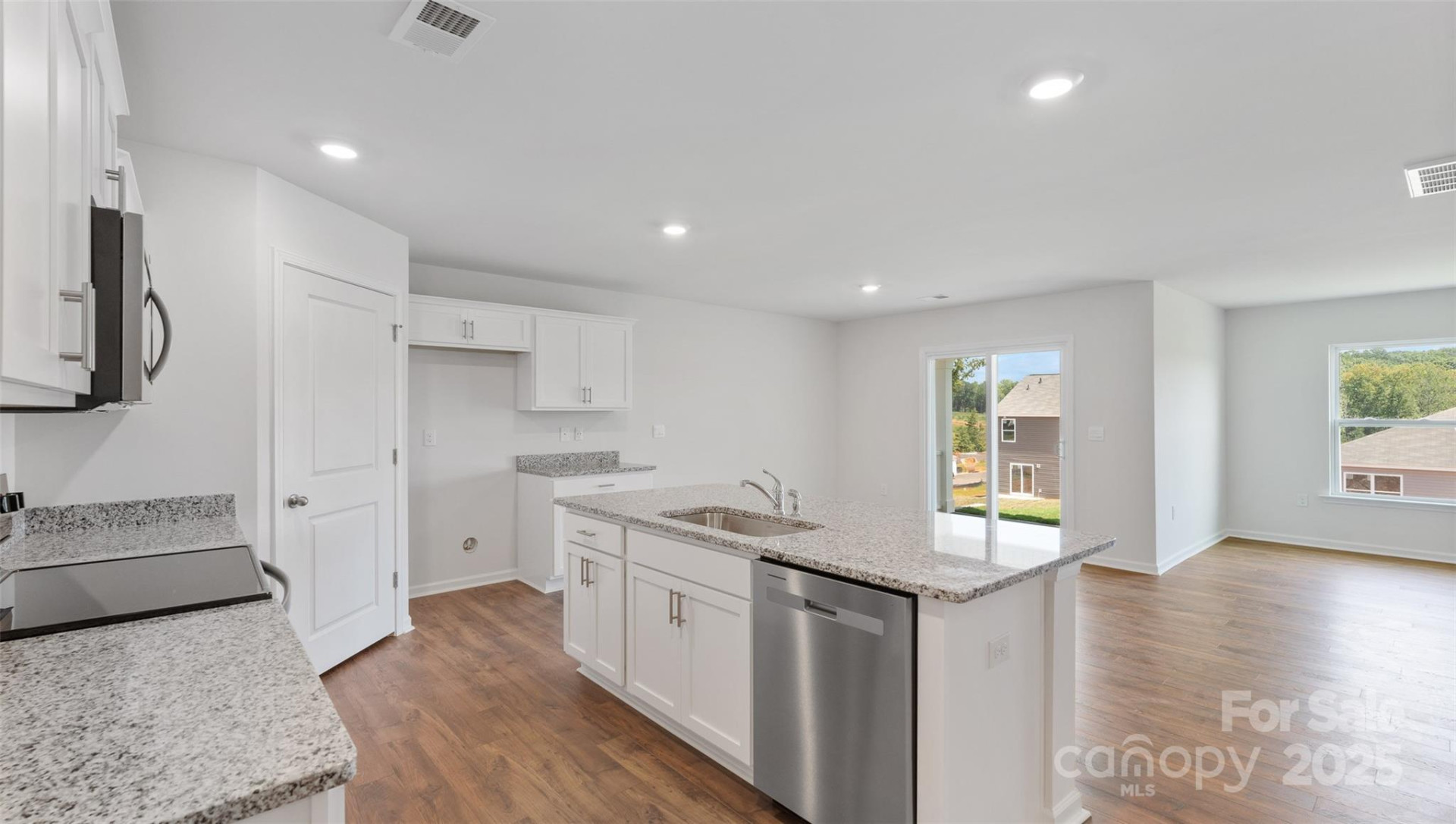 135 Wildbrook Drive - Photo 7