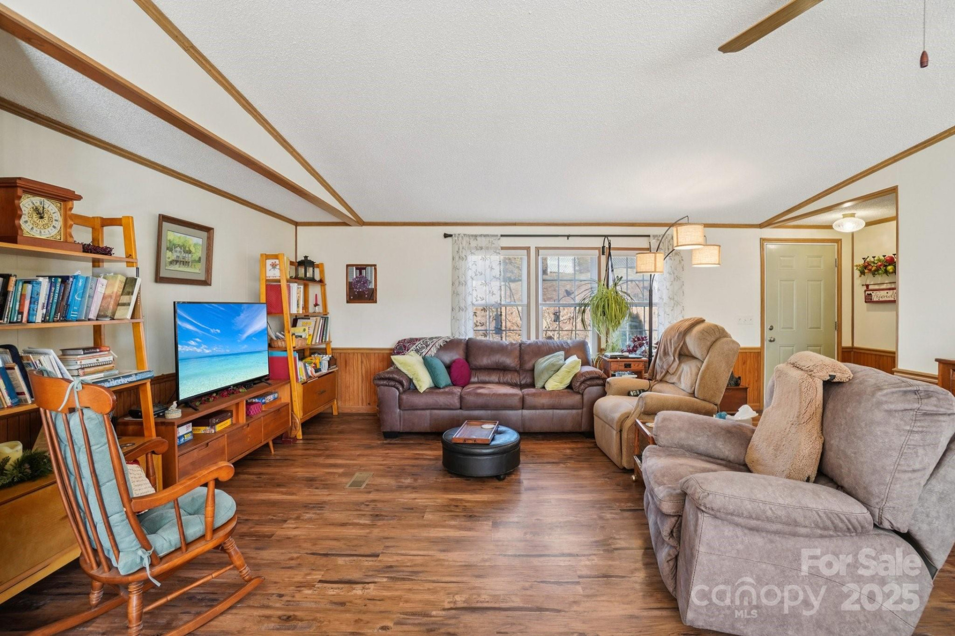 204 Cranbrook Circle - Photo 11