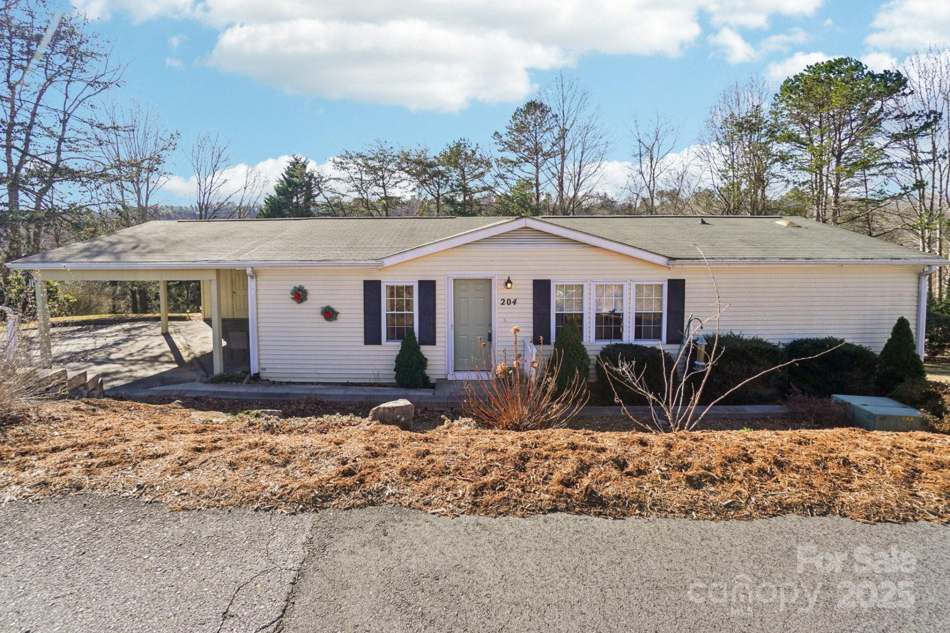 204 Cranbrook Circle - Photo 3