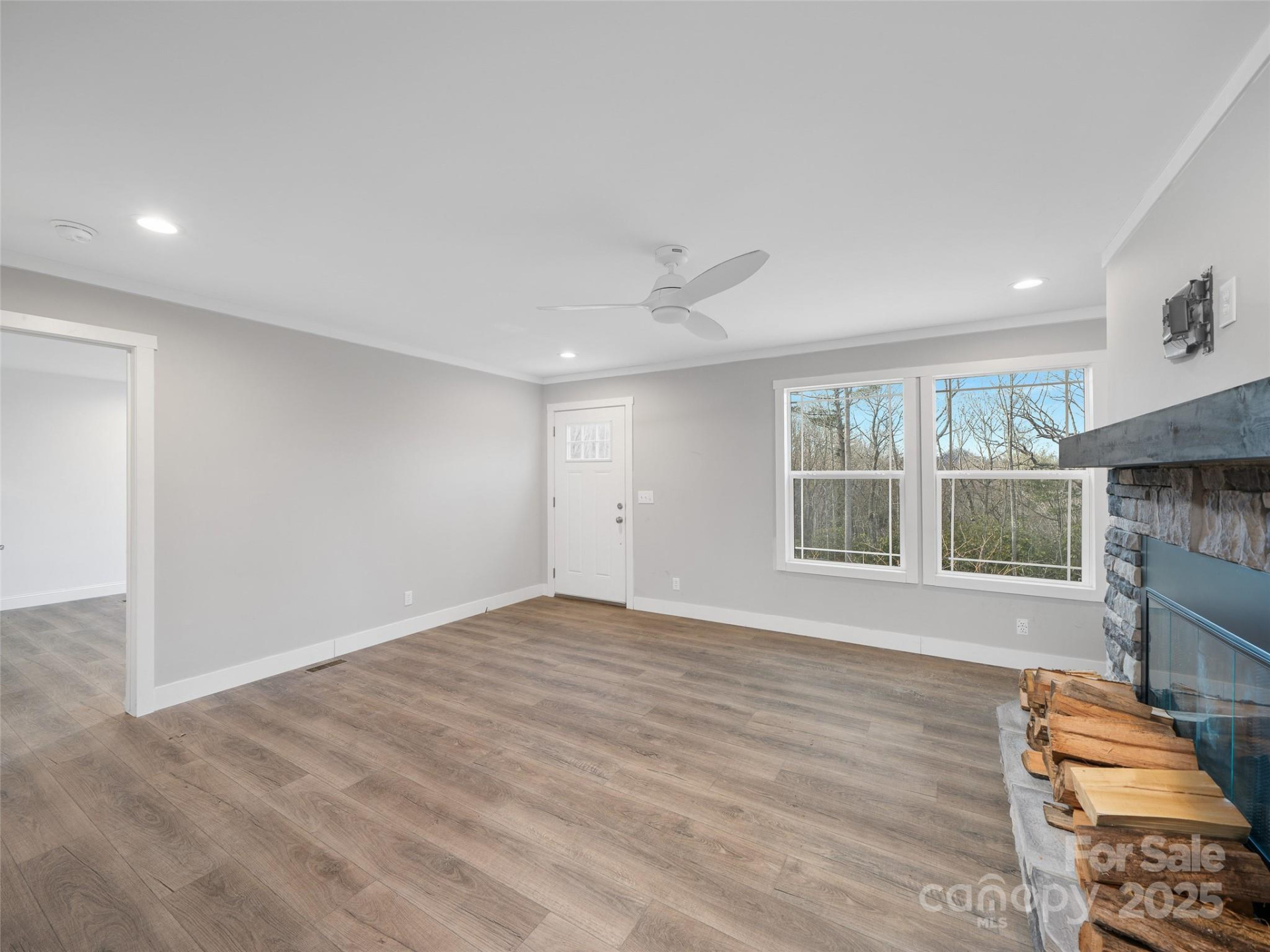 92 Jarrett Drive - Photo 3