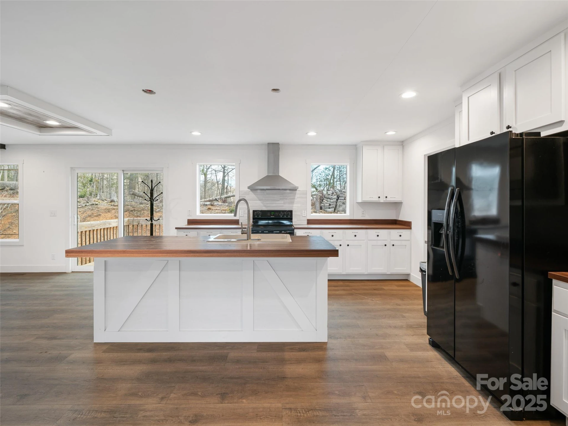 92 Jarrett Drive - Photo 5