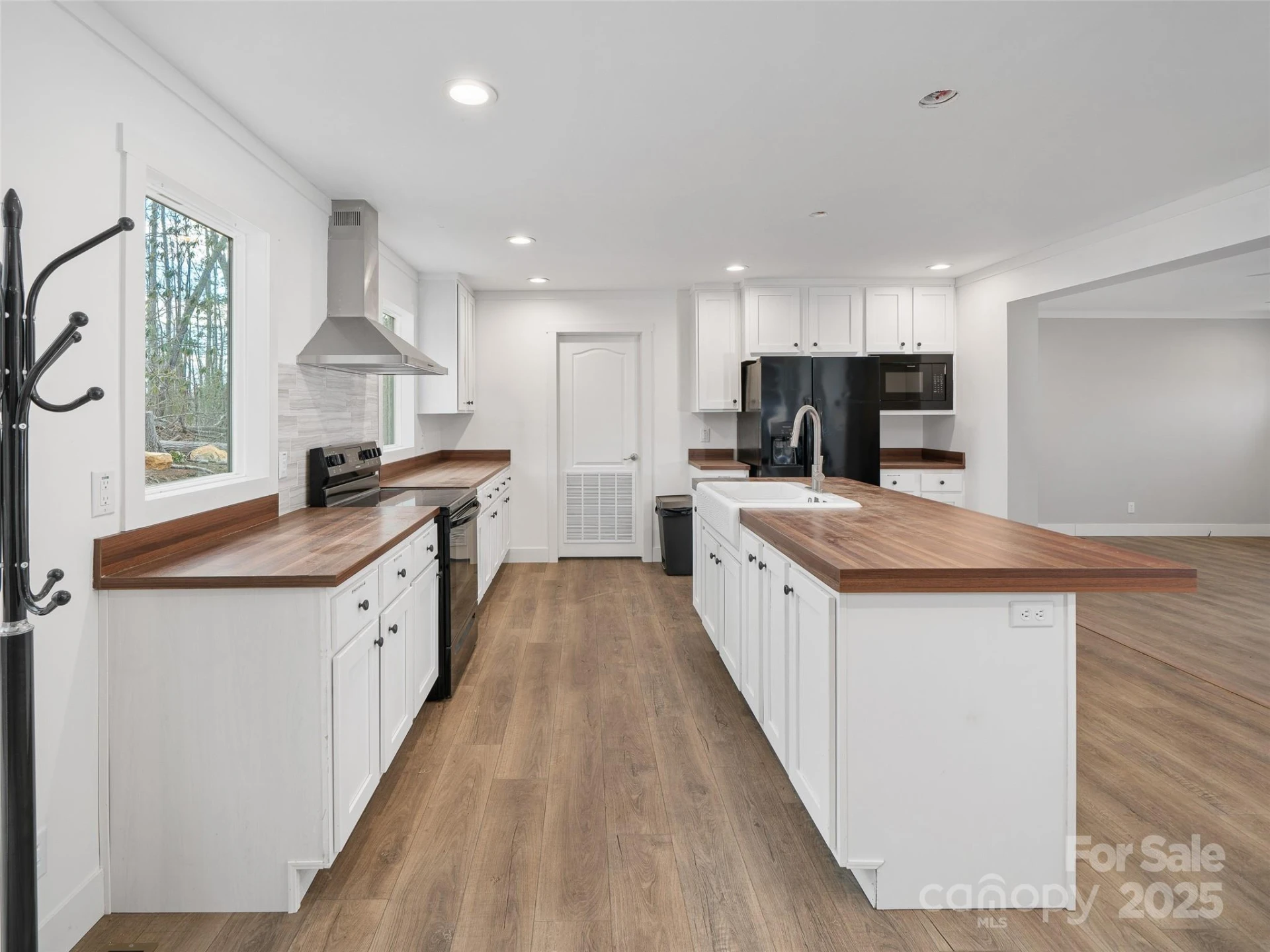 92 Jarrett Drive - Photo 6