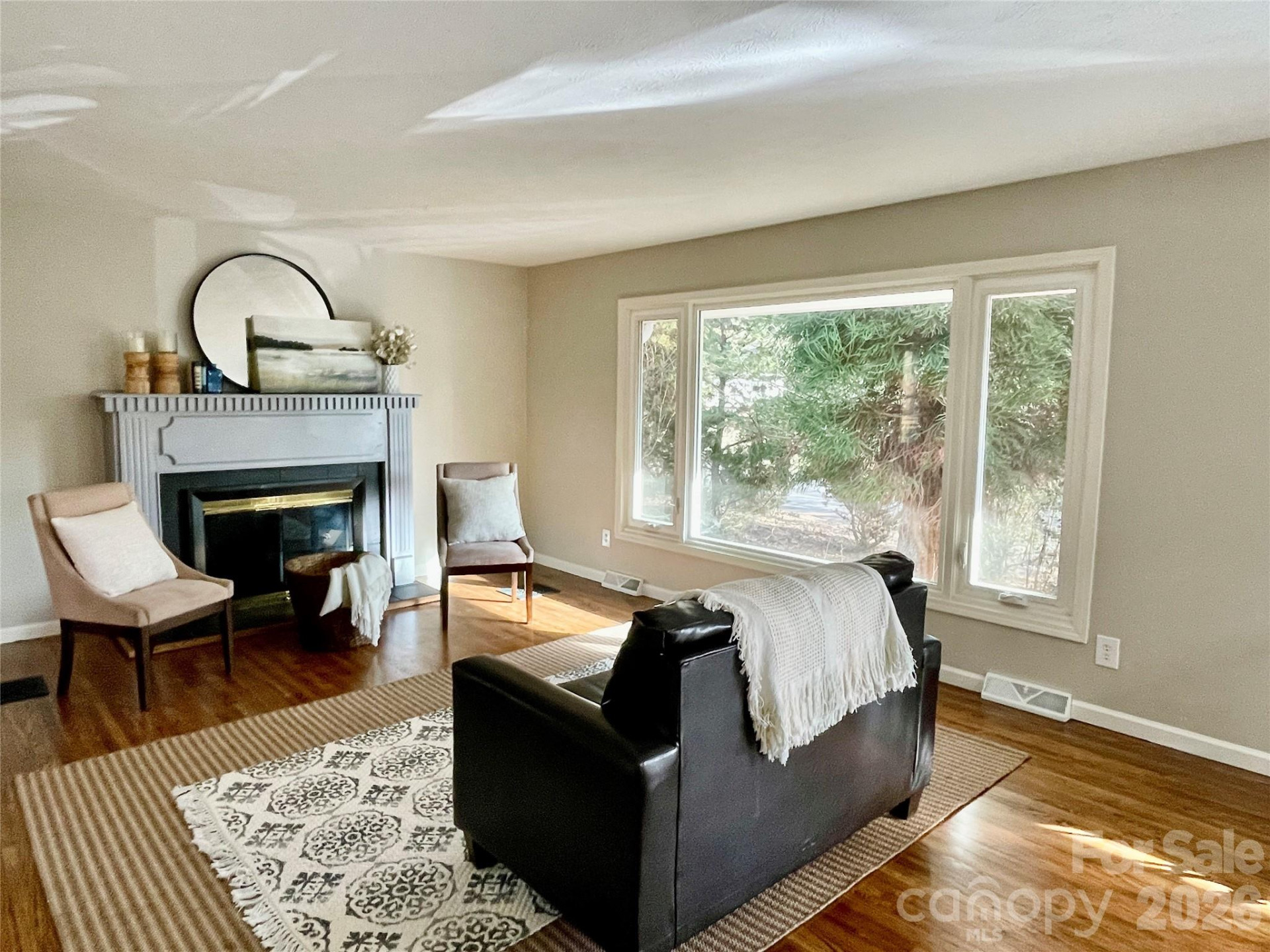 15 Beaverdam Court - Photo 2