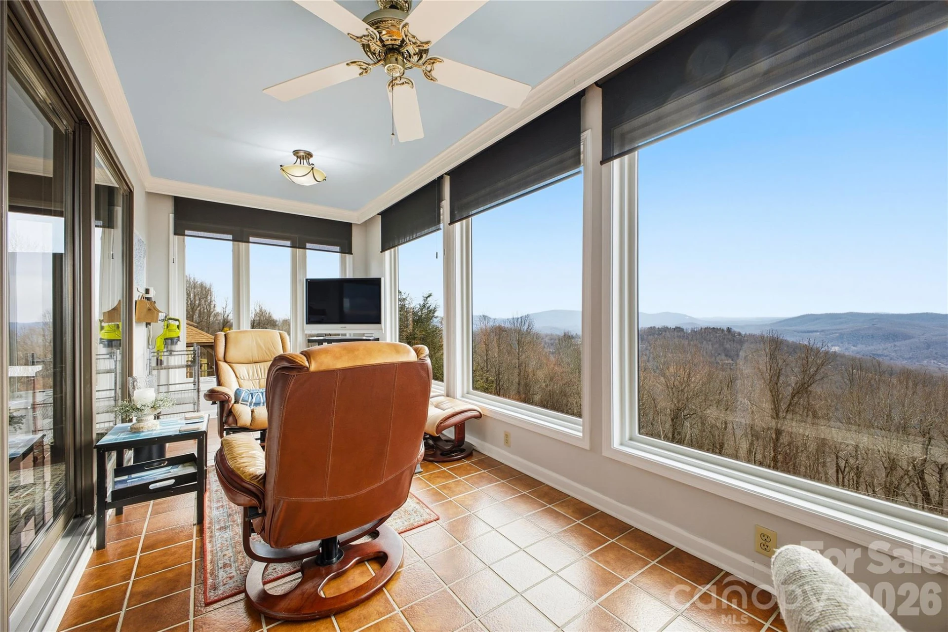 1403 Fleetwood Plaza - Photo 3