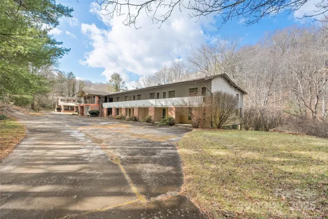 20826 Great Smoky Mountain Expressway
