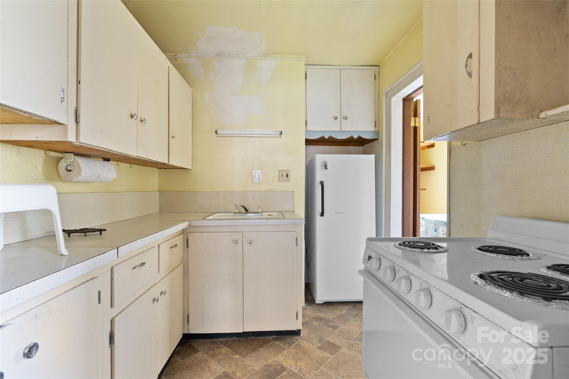 20826 Great Smoky Mountain Expressway - Photo 22