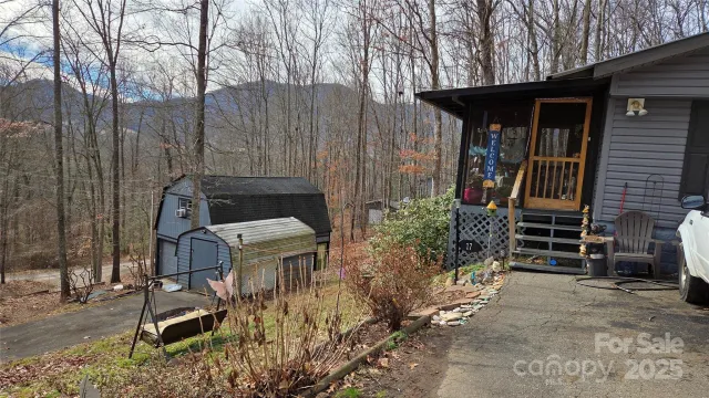 17 Shena Drive
