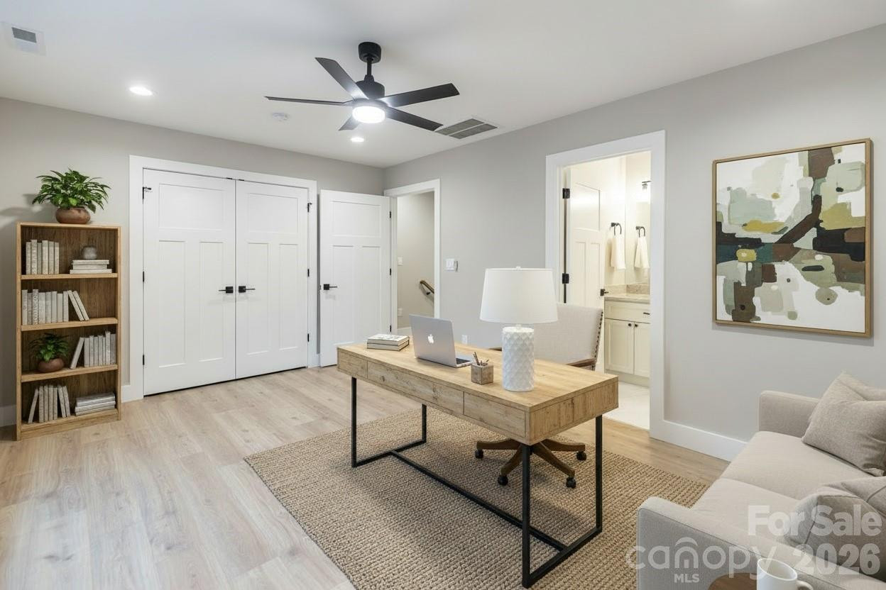 328 Bowditch Street #2B - Photo 3