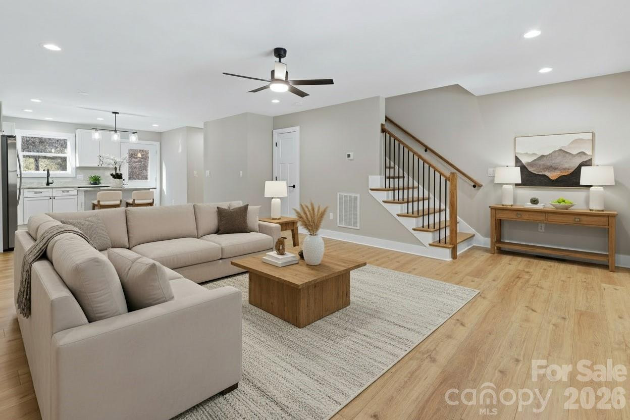 328 Bowditch Street #2B - Photo 4