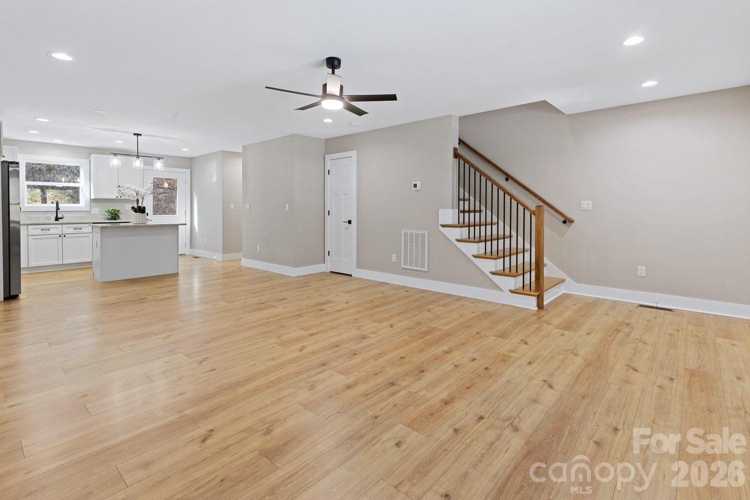 328 Bowditch Street #2B - Photo 5